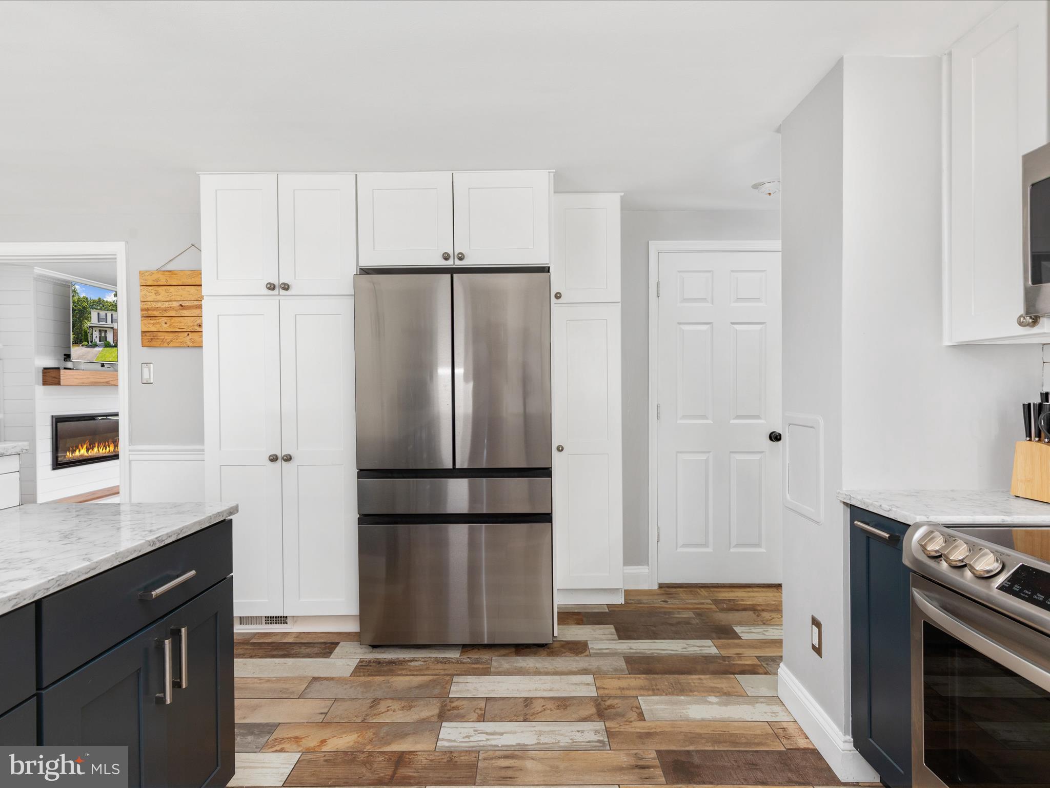 8490 Magic Tree Court Springfield, VA 22153 - Photo 13 of 47 Gallery Image 13