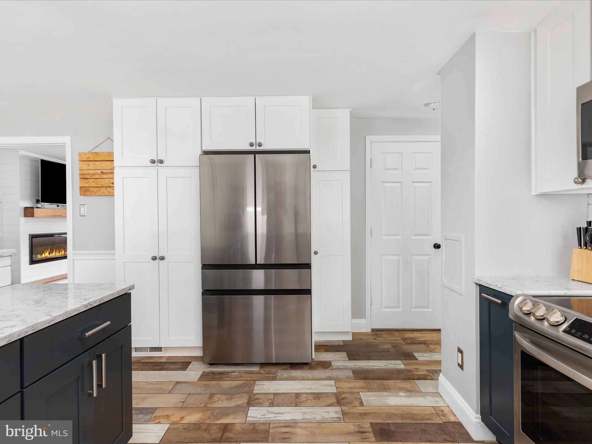 8490 Magic Tree Court Springfield, VA 22153 - Photo 14 of 47 Gallery Image 14