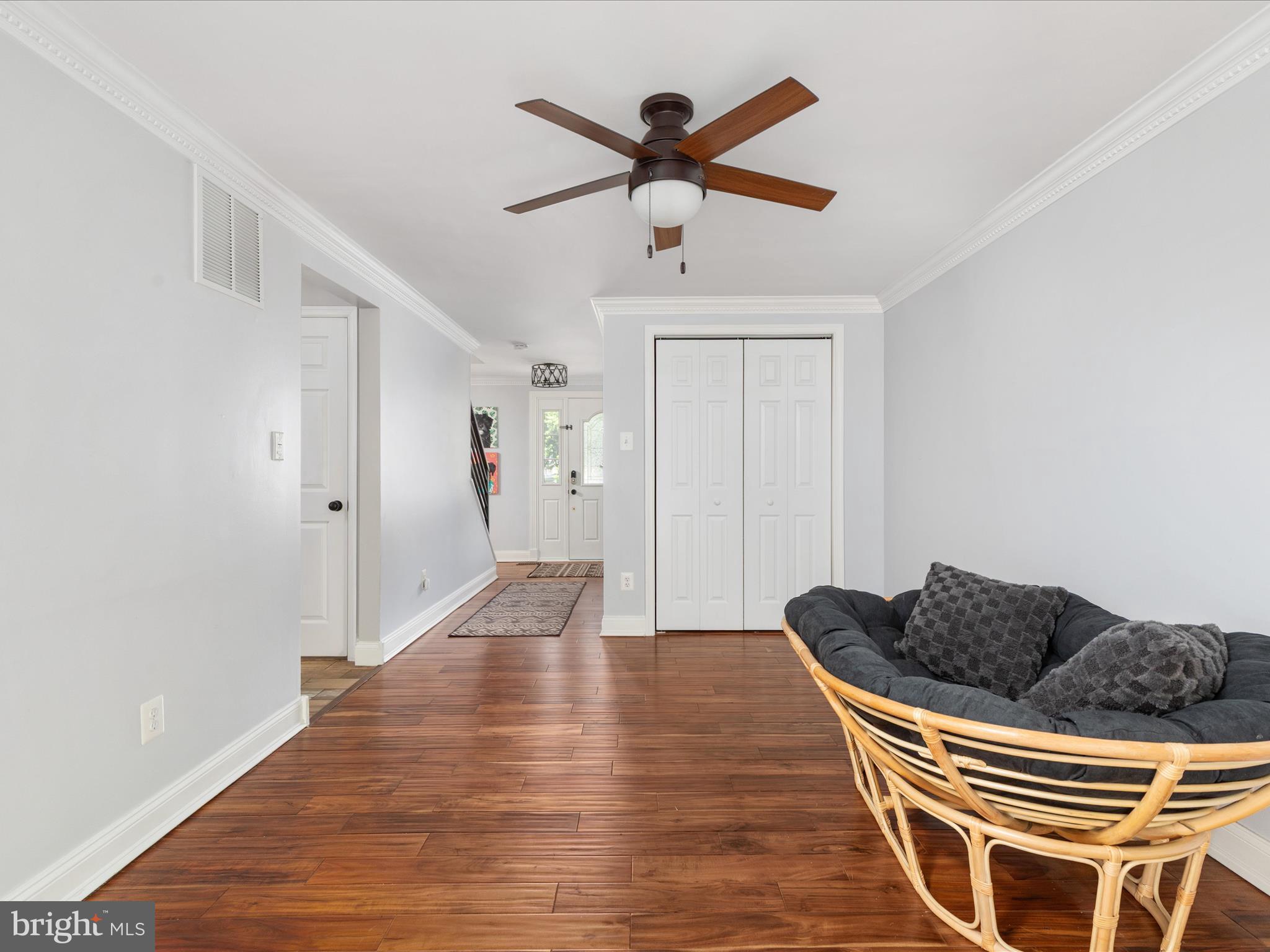 8490 Magic Tree Court Springfield, VA 22153 - Photo 6 of 47 Gallery Image 6
