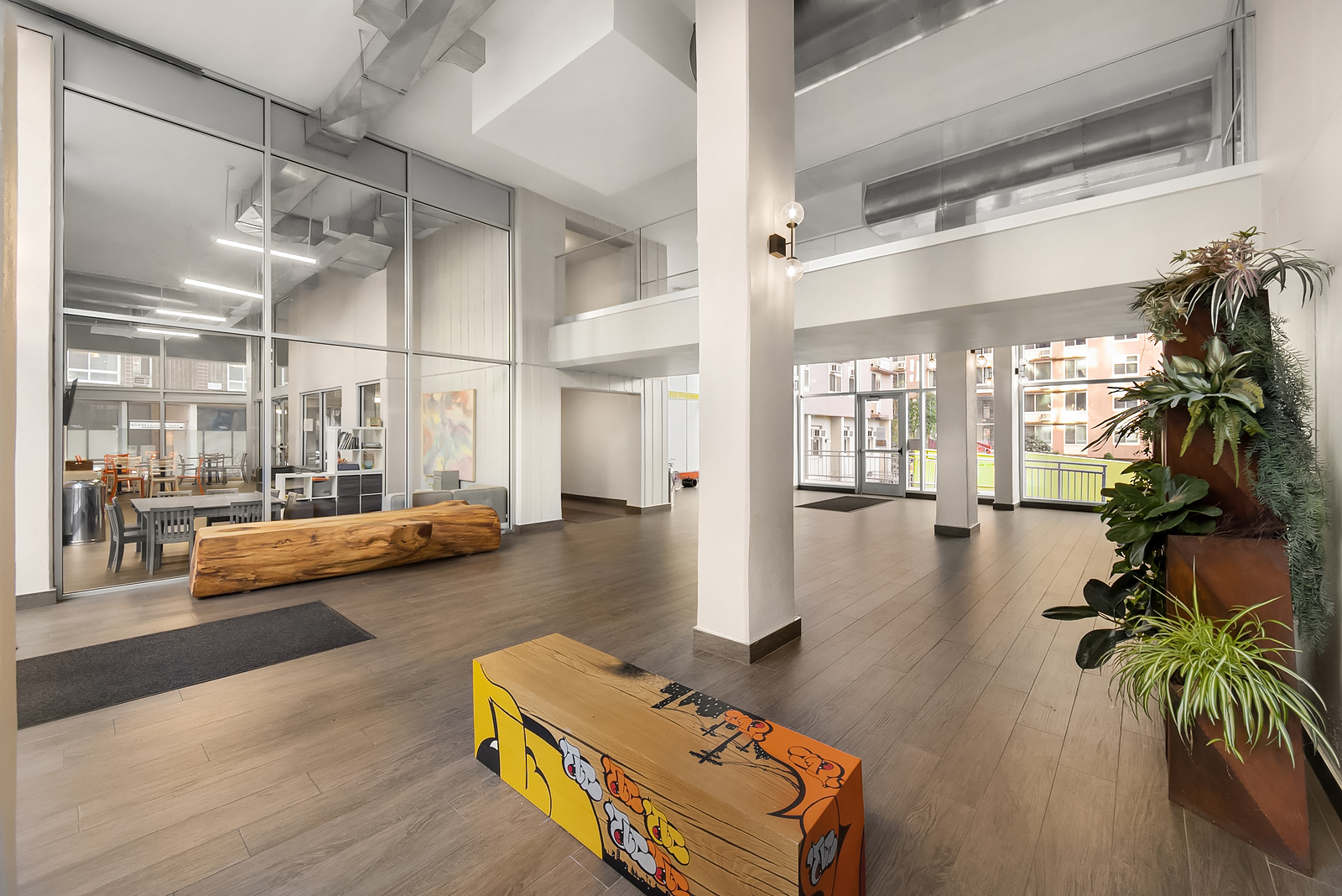 555 Main Street, Unit 806 Manhattan, NY 10044 - Photo 13 of 17