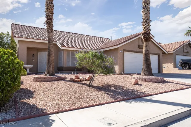 $2,100 | 185 Laguna Landing Drive, Henderson, NV 89002
