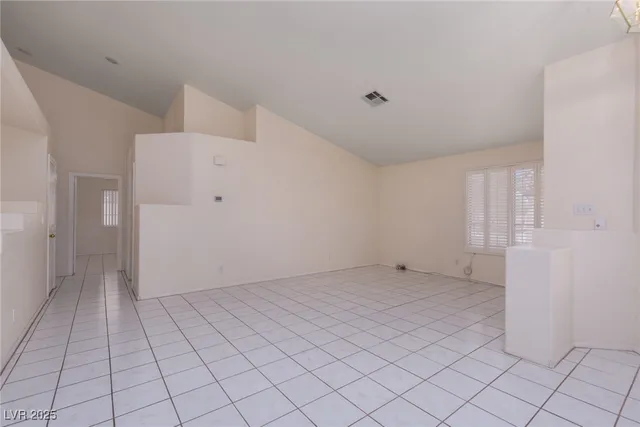 $2,100 | 185 Laguna Landing Drive, Henderson, NV 89002