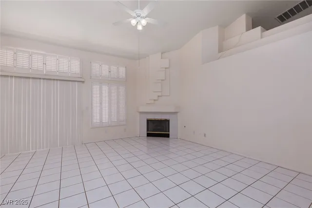 $2,100 | 185 Laguna Landing Drive, Henderson, NV 89002