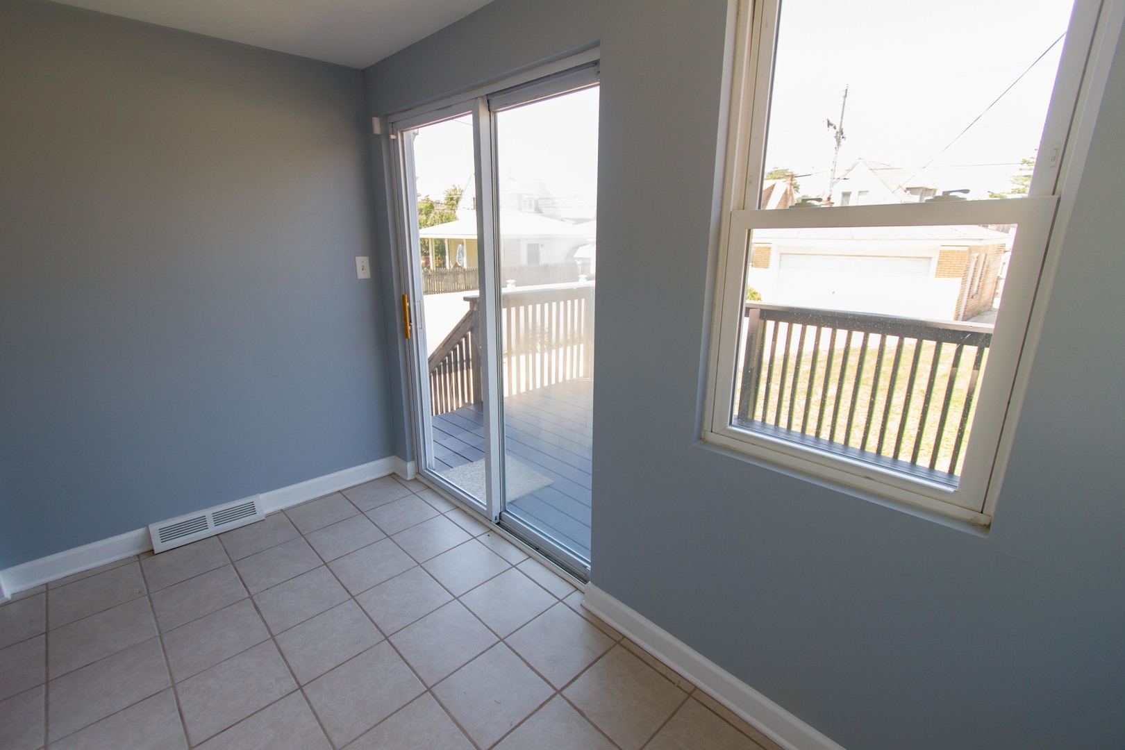 6519 28th Street Berwyn, IL 60402 - Photo 13 of 28 a view of an empty room and window