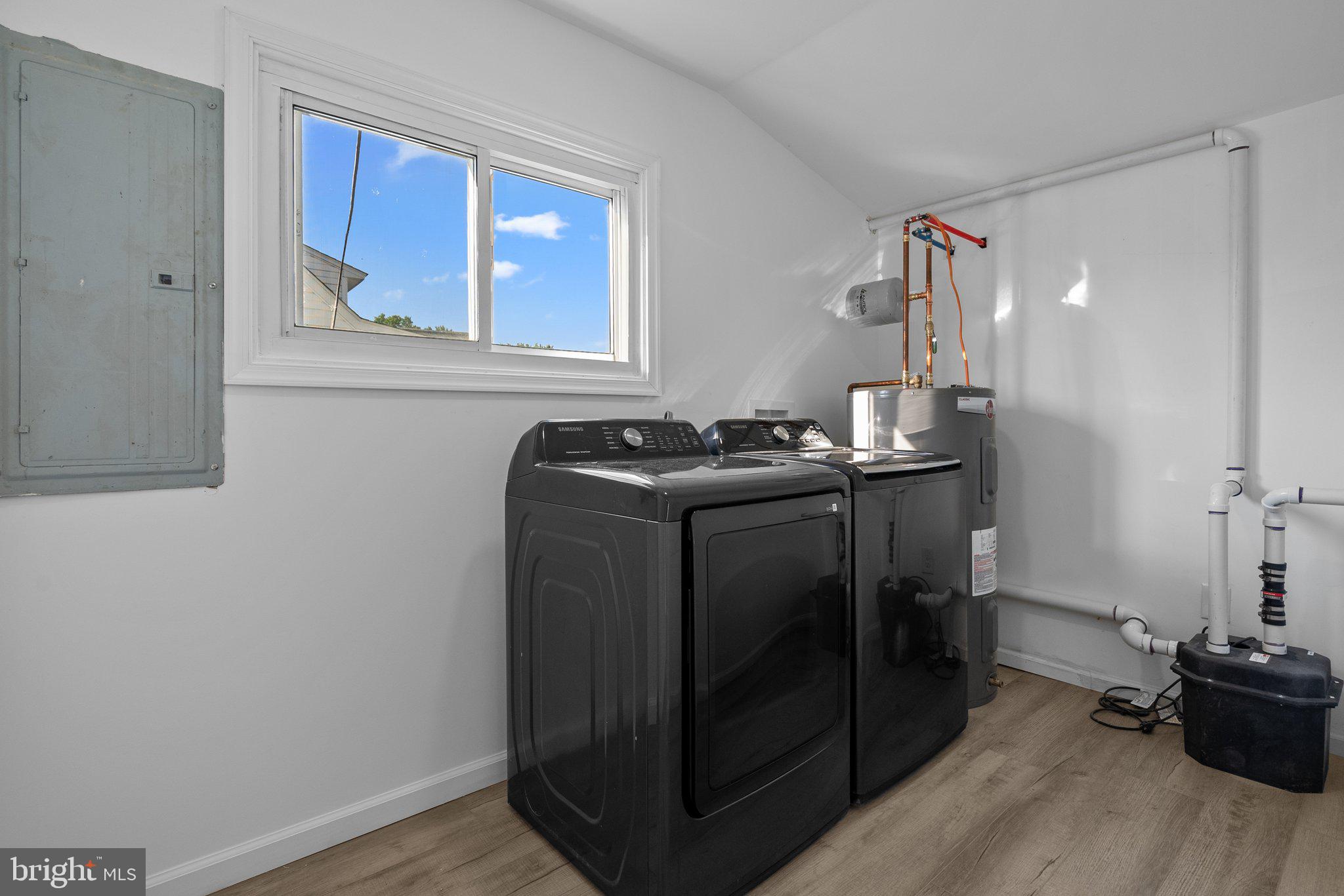 11 Honey Locust Road Levittown, PA 19056 - Photo 20 of 49 Gallery Image 20