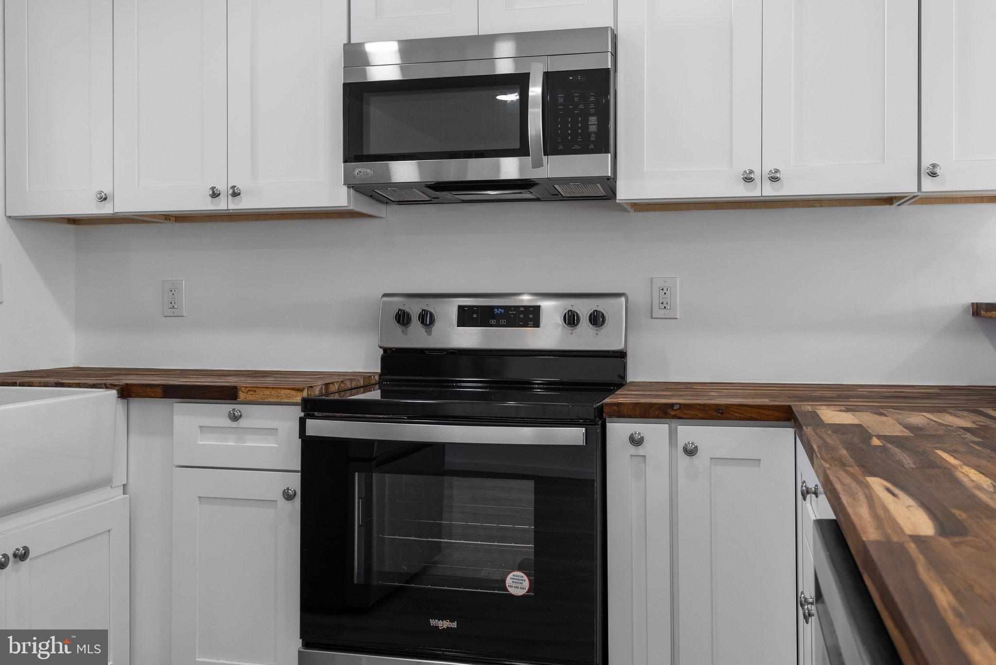 11 Honey Locust Road Levittown, PA 19056 - Photo 36 of 49 Gallery Image 36