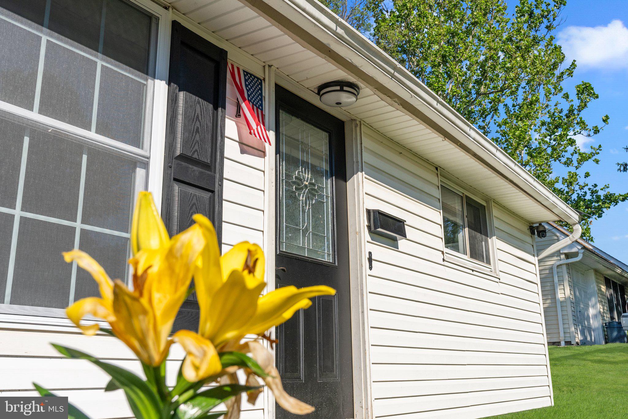 11 Honey Locust Road Levittown, PA 19056 - Photo 38 of 49 Gallery Image 38