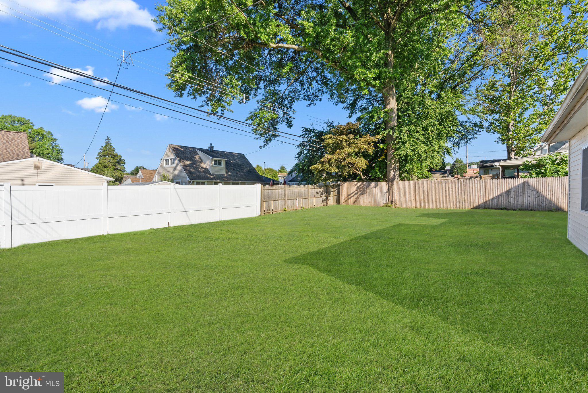 11 Honey Locust Road Levittown, PA 19056 - Photo 46 of 49 Gallery Image 46