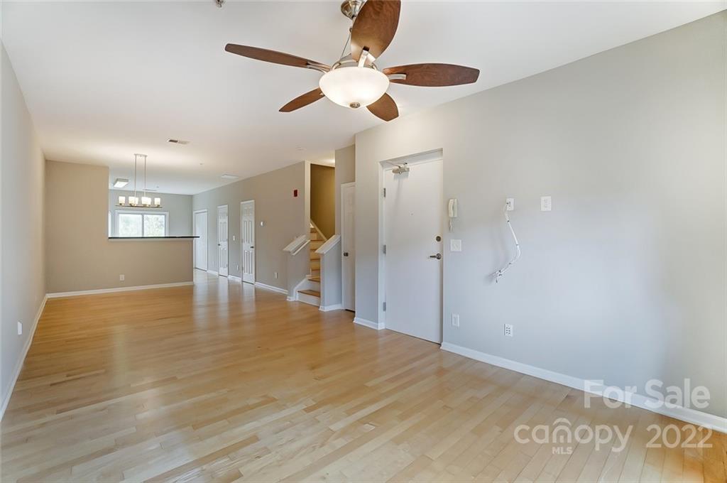 626 Raphael Place Charlotte, NC 28205 - Photo 5 of 24