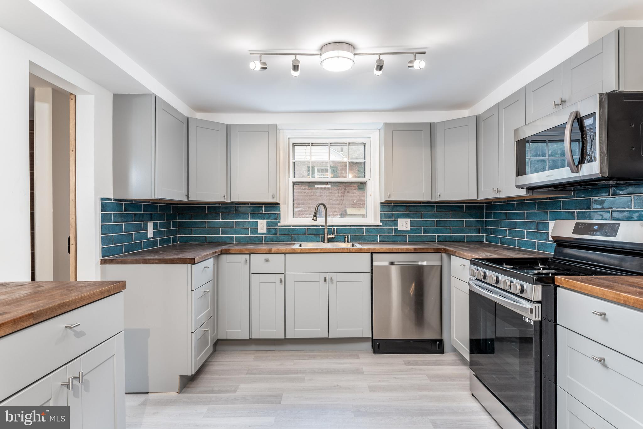 405 South Valley Forge Road Wayne, PA 19087 - Photo 12 of 36