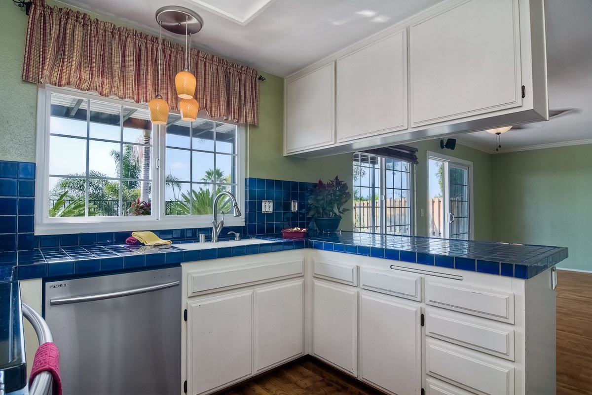 426 Mainsail Road Oceanside, CA 92054 - Photo 13 of 25 Gallery Image 13