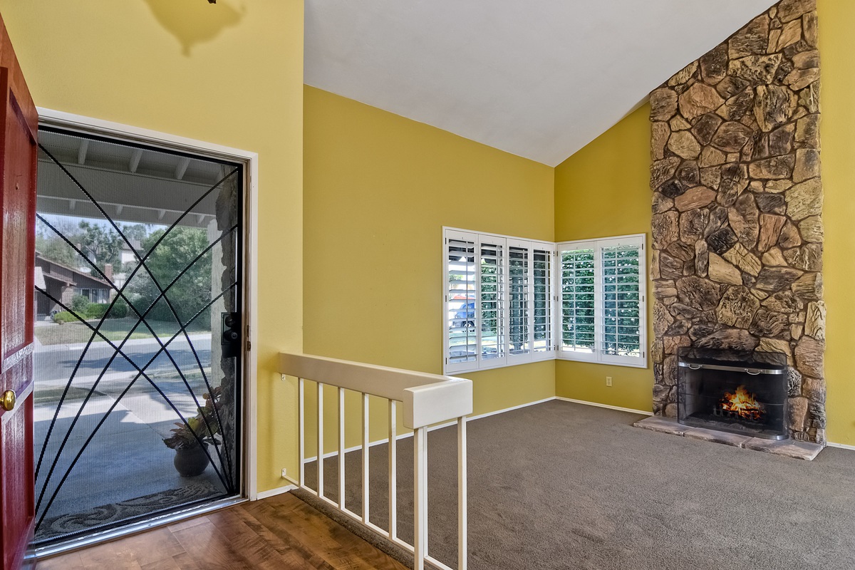 426 Mainsail Road Oceanside, CA 92054 - Photo 6 of 25 Gallery Image 6