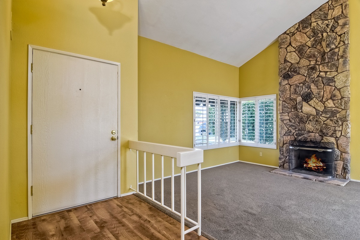 426 Mainsail Road Oceanside, CA 92054 - Photo 8 of 25 Gallery Image 8