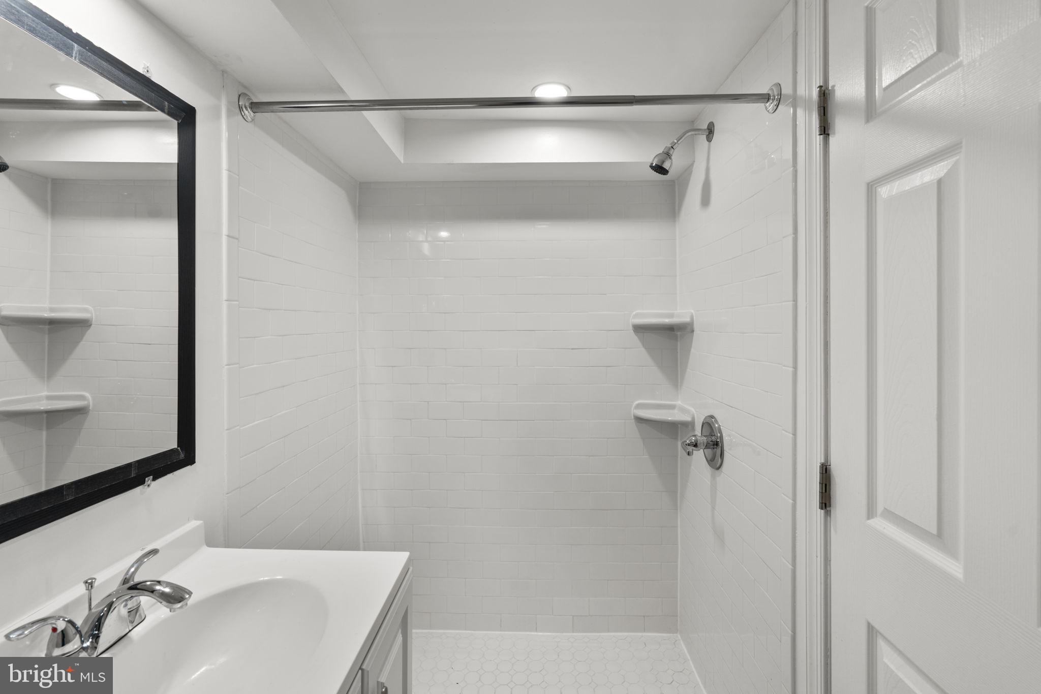 5414 Belair Road Baltimore, MD 21206 - Photo 34 of 43