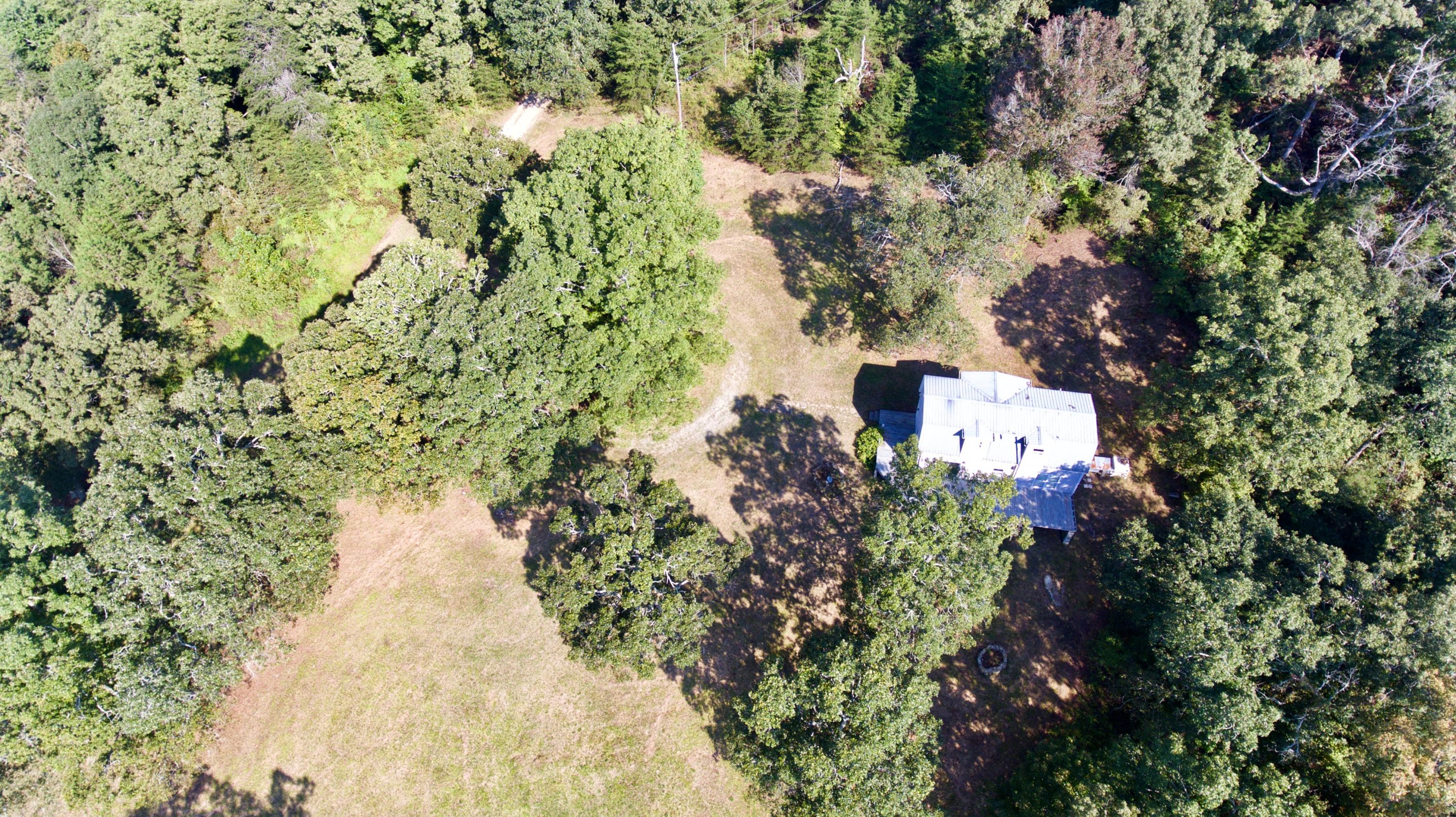 211 Twin Bridge Road Deer Lodge, TN 37726 - Photo 7 of 40 7