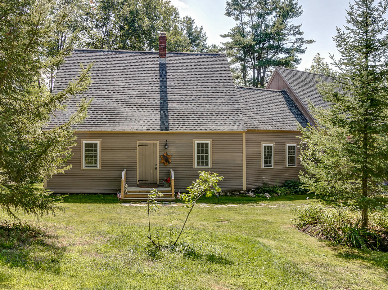 222 Thomas Point Road Brunswick, ME 04011 - Photo 2 of 47 222thomasptreshoot-11