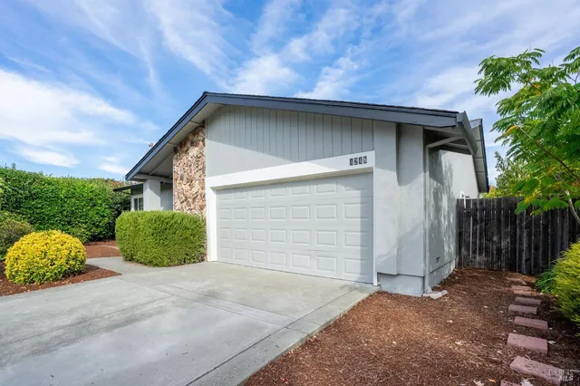 $3,400 | 4248 Leafwood Circle East, Santa Rosa, CA 95405