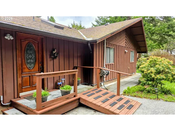 $419,000 | 94474 Riley Creek Way, Gold Beach, OR 97444