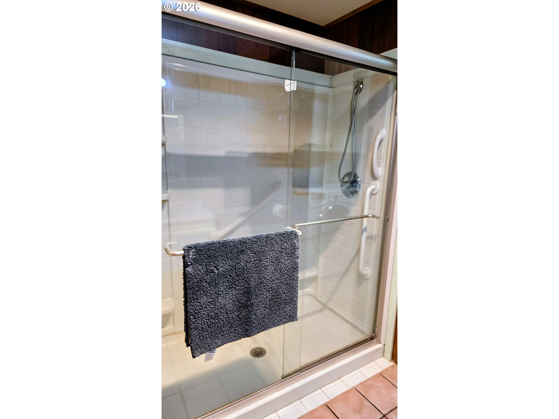 94474 Riley Creek Way Gold Beach, OR 97444 - Photo 20 of 42 Bathroom