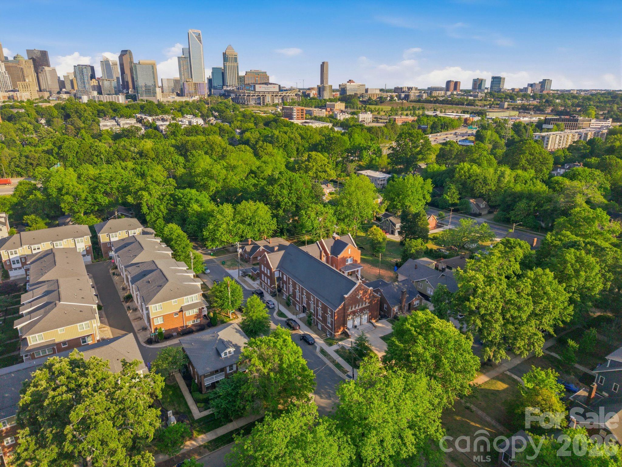 201 Grandin Road, Unit 9 Charlotte, NC 28208 - Photo 34 of 43 an aerial view of multiple house
