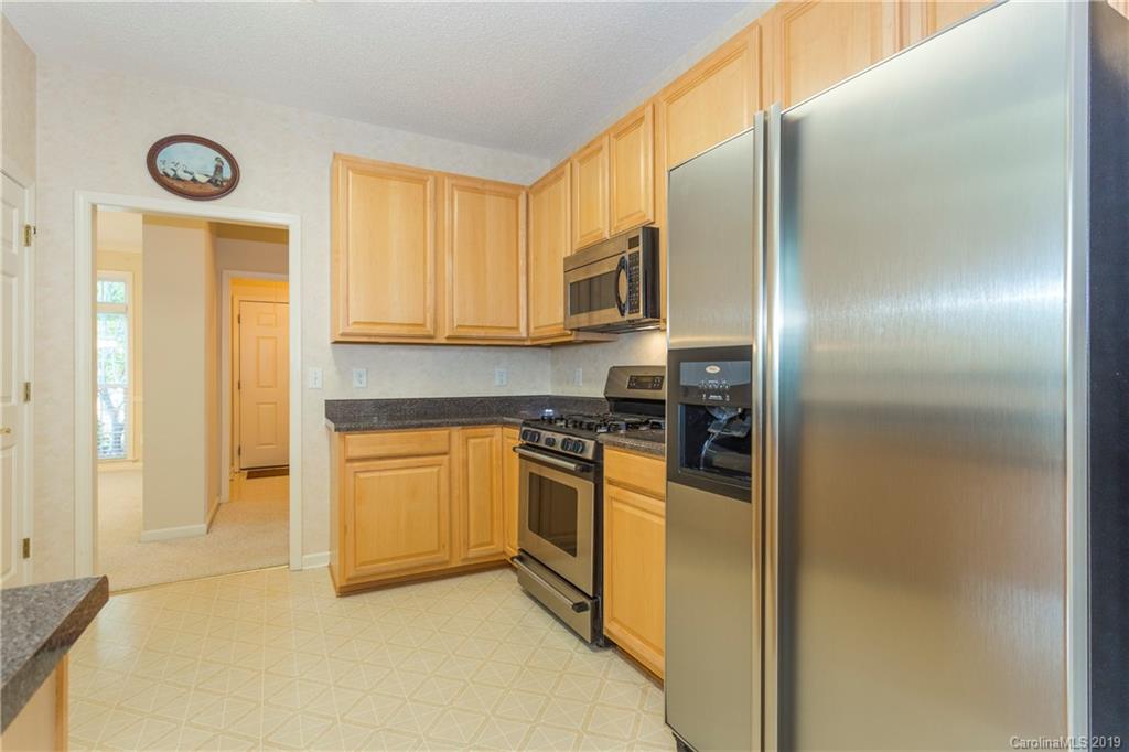 35 Farm Valley Road Fletcher, NC 28732 - Photo 4 of 23