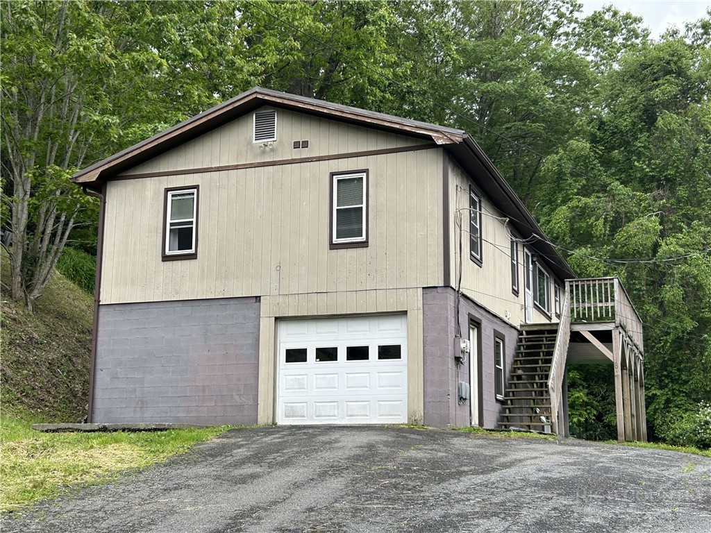 173 Old Turnpike Road Northwest Banner Elk, NC 28604 - Photo 1 of 42