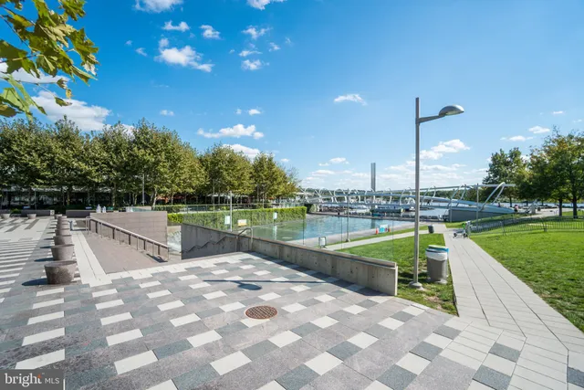 $2,475 | 1025 First Street Southeast, Unit 801, Washington, DC 20003