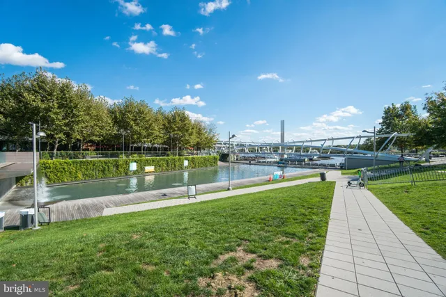 $2,475 | 1025 First Street Southeast, Unit 801, Washington, DC 20003