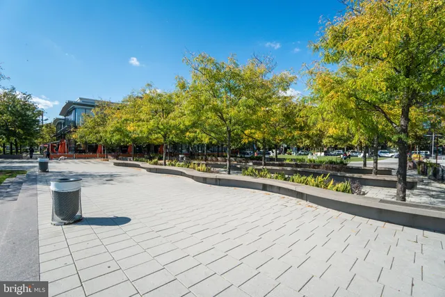 $2,475 | 1025 First Street Southeast, Unit 801, Washington, DC 20003