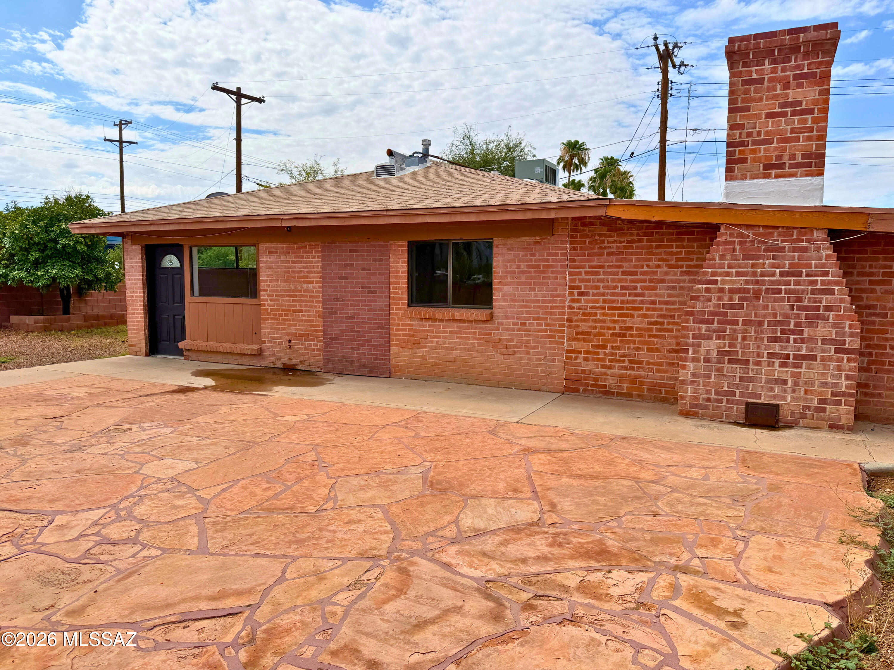 3383 North Flowing Wells Road Tucson, AZ 85705 - Photo 44 of 47 Front of house