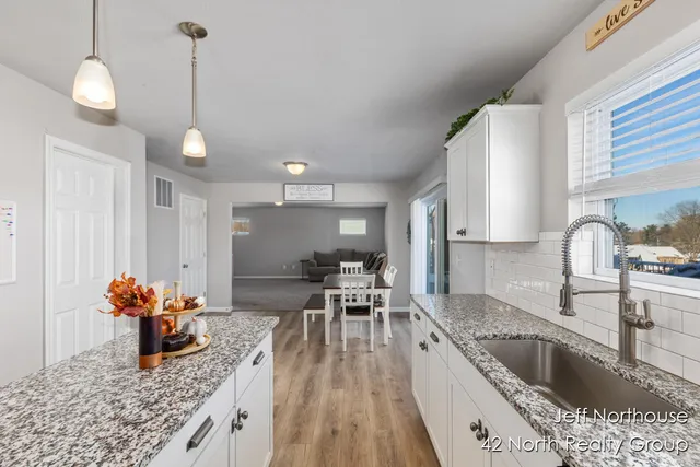 $469,900 | 769 Sun Stone Drive Southwest, Byron Center, MI 49315