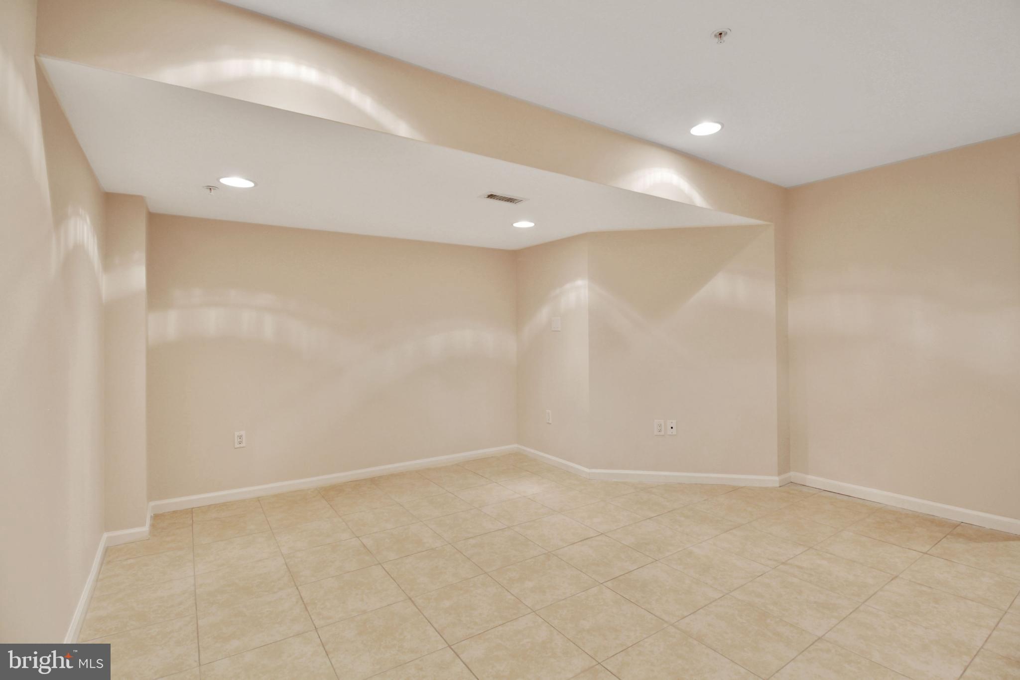 12102 Westlock Place Laurel, MD 20708 - Photo 41 of 48 Gallery Image 41