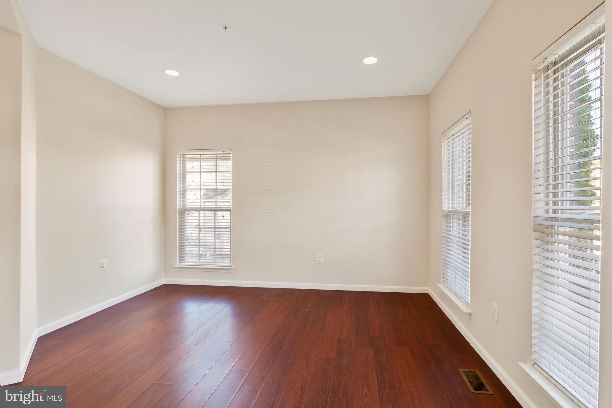 12102 Westlock Place Laurel, MD 20708 - Photo 9 of 48 Gallery Image 9