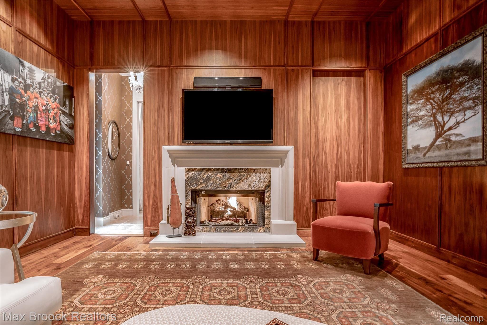 144 Linden Road Birmingham, MI 48009 - Photo 25 of 68 2E2A8950-HDR-Edit.jpg