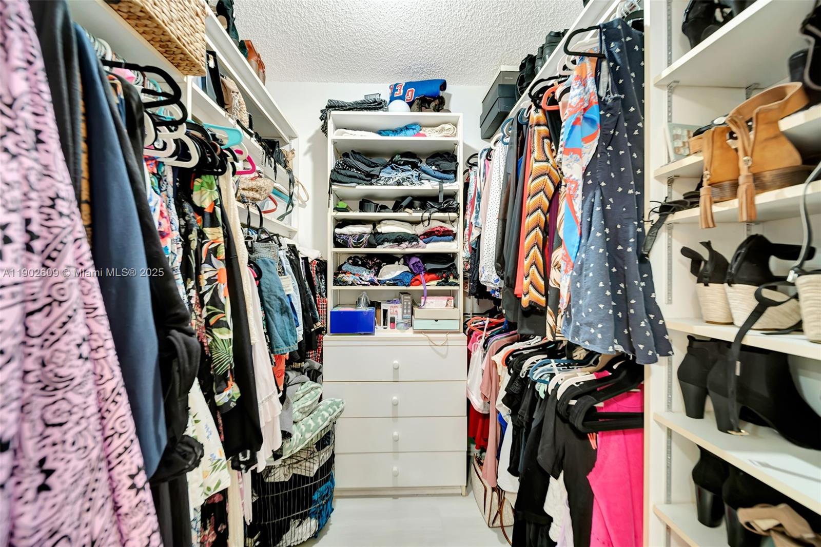 3980 Oaks Clubhouse Drive, Unit 409 Pompano Beach, FL 33069 - Photo 30 of 70