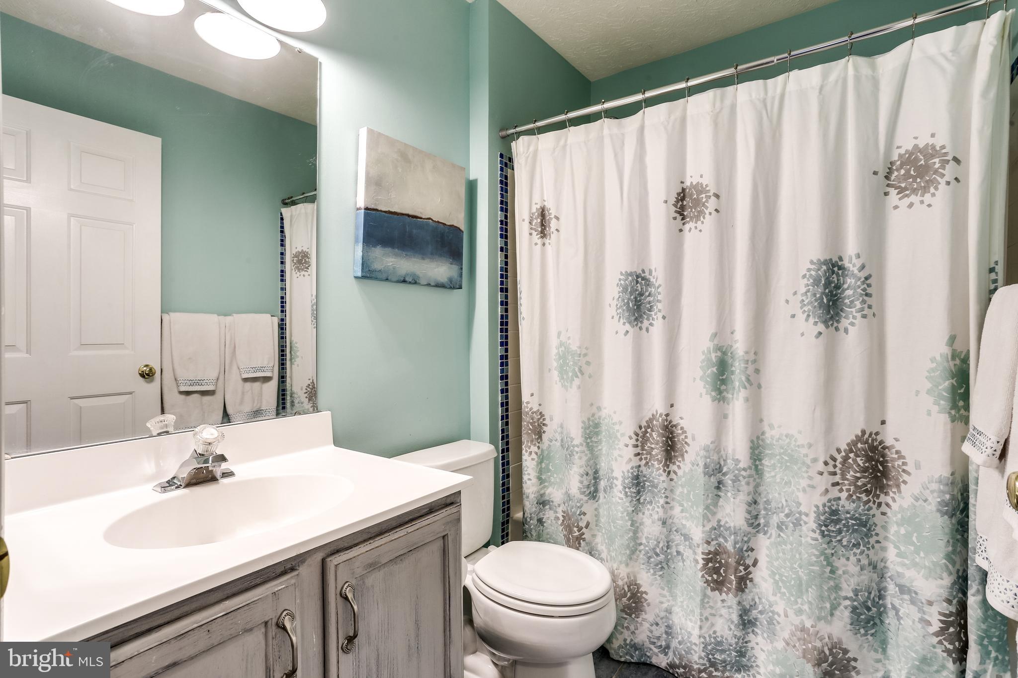 1431 Bretton View Road Annapolis, MD 21409 - Photo 21 of 30 Hall Bath