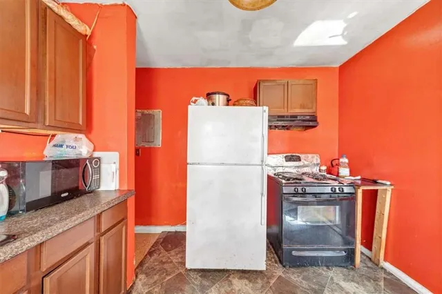 $318,000 | 2363 Woodside Way, Atlanta, GA 30341