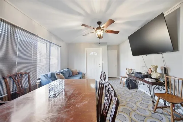 a view of a livingroom with furniture