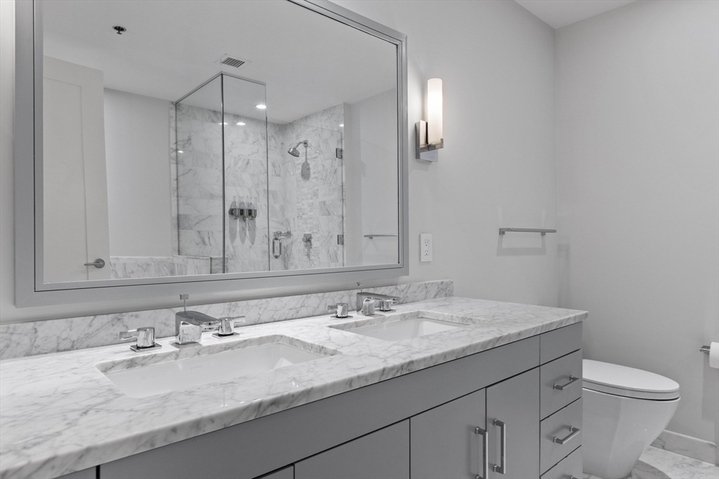 580 Washington Street, Unit 5C Boston, MA 02111 - Photo 21 of 42