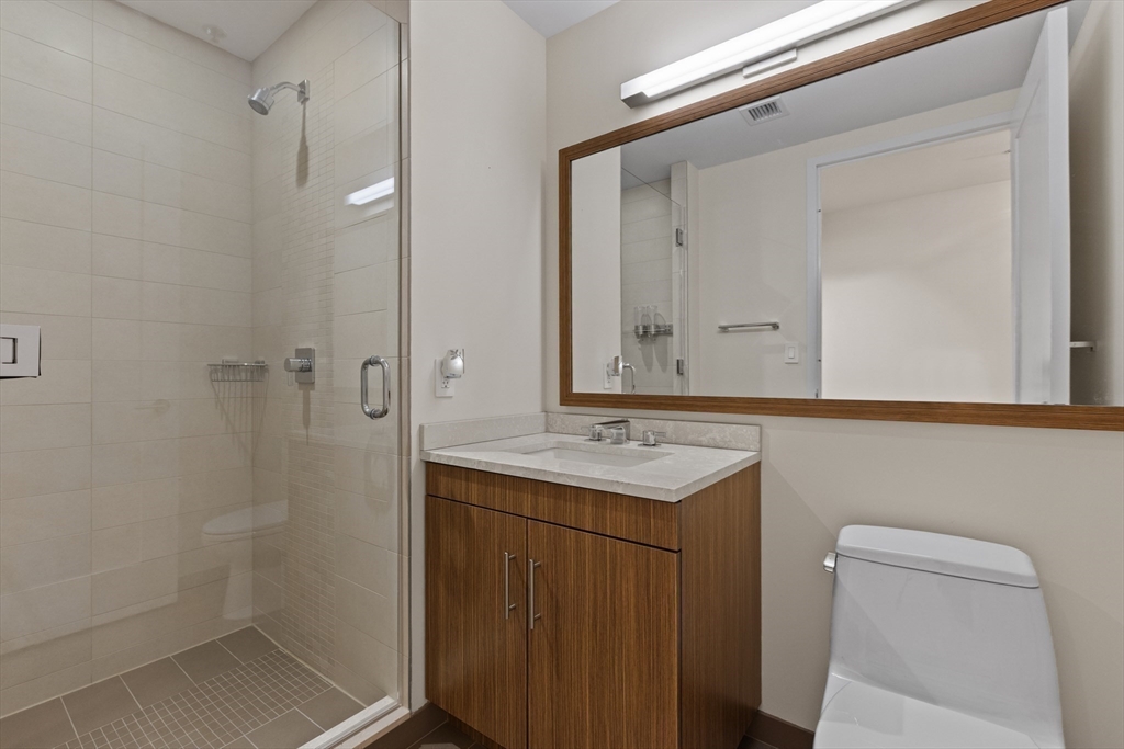 580 Washington Street, Unit 5C Boston, MA 02111 - Photo 26 of 42