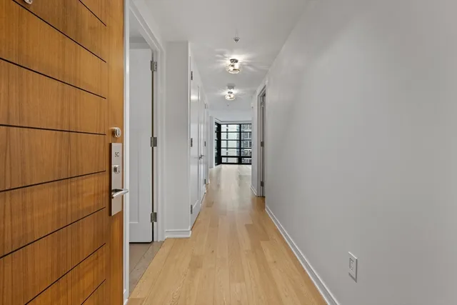 $1,699,000 | 580 Washington Street, Unit 5C, Boston, MA 02111