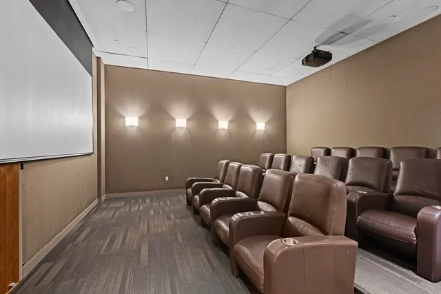 $1,699,000 | 580 Washington Street, Unit 5C, Boston, MA 02111