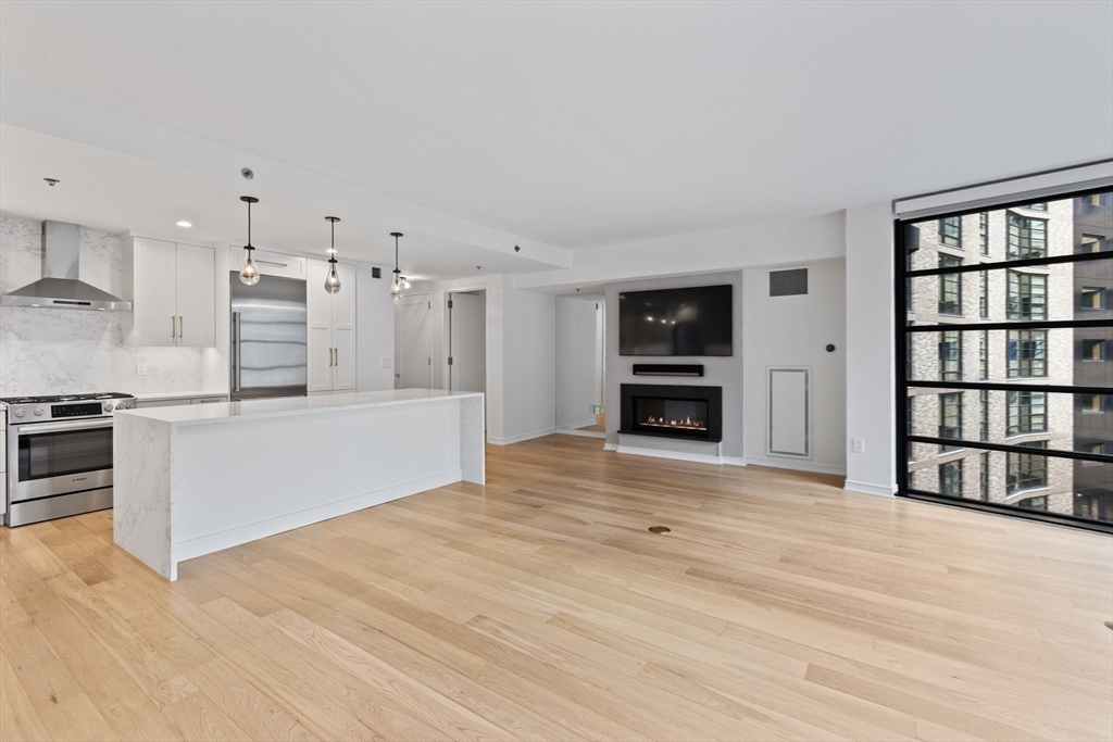 580 Washington Street, Unit 5C Boston, MA 02111 - Photo 9 of 42