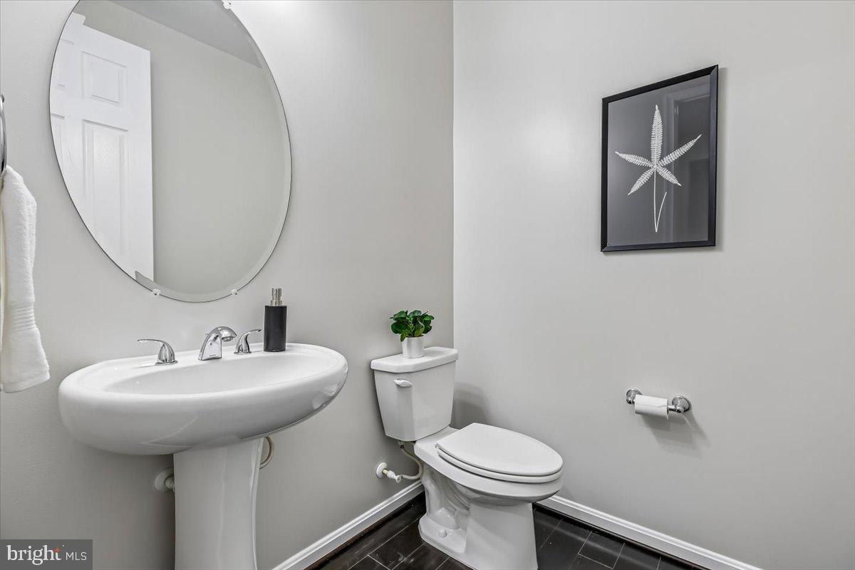 427 Cloverly Forest Drive Silver Spring, MD 20905 - Photo 11 of 36