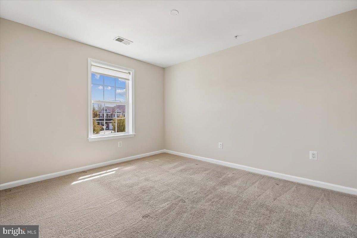 427 Cloverly Forest Drive Silver Spring, MD 20905 - Photo 20 of 36