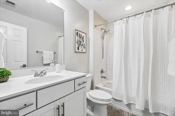 $885,000 | 427 Cloverly Forest Drive, Silver Spring, MD 20905