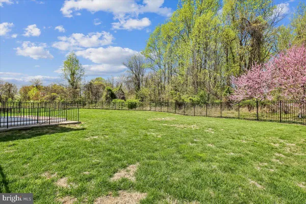 $885,000 | 427 Cloverly Forest Drive, Silver Spring, MD 20905