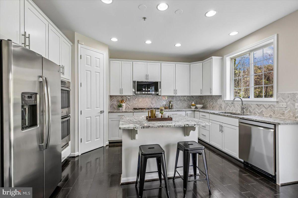 427 Cloverly Forest Drive Silver Spring, MD 20905 - Photo 6 of 36