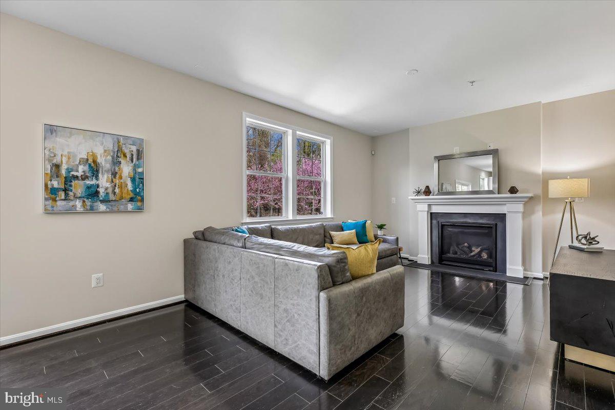 427 Cloverly Forest Drive Silver Spring, MD 20905 - Photo 10 of 36