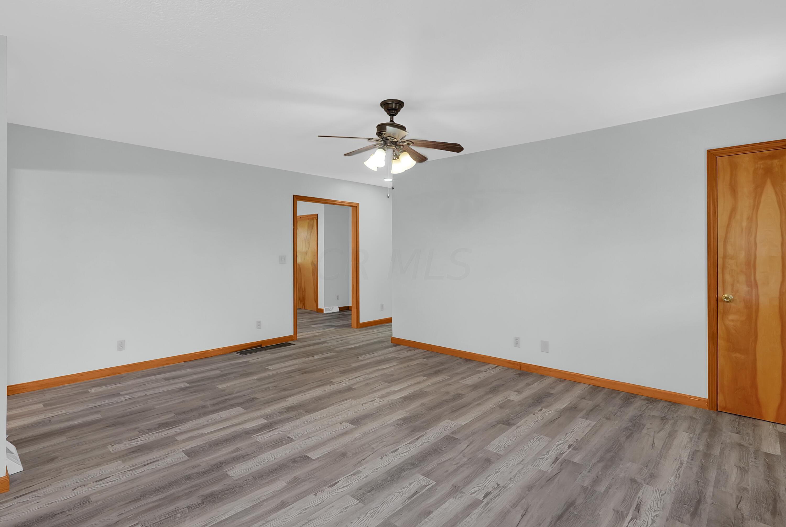 6865 Revenge Road Southwest Lancaster, OH 43130 - Photo 19 of 35 Living room from the bedroom door